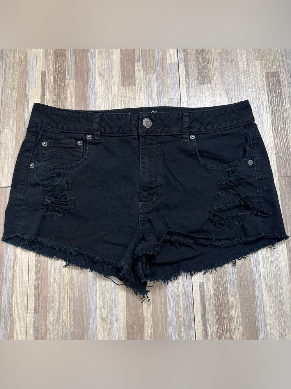 American Eagle Outfitters Black Distressed Denim Shorts Women’s Size 14